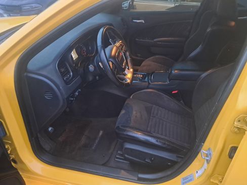 Used 2017 Dodge Charger R/T image 4