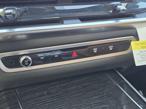 New 2026 BMW X5 xDrive40i w/ M Sport Package image 22