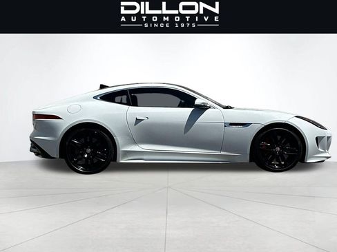 Used 2017 Jaguar F-TYPE R AWD/4WD image 3