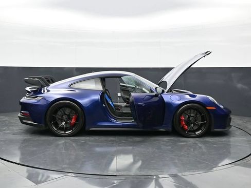 Used 2022 Porsche 911 GT3 RWD image 46