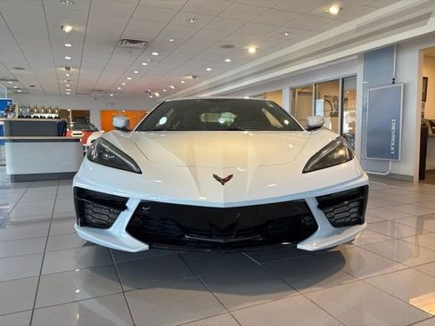 Used 2020 Chevrolet Corvette Stingray Preferred Cpe w/ 2LT Preferred Equipment Group RWD image 2