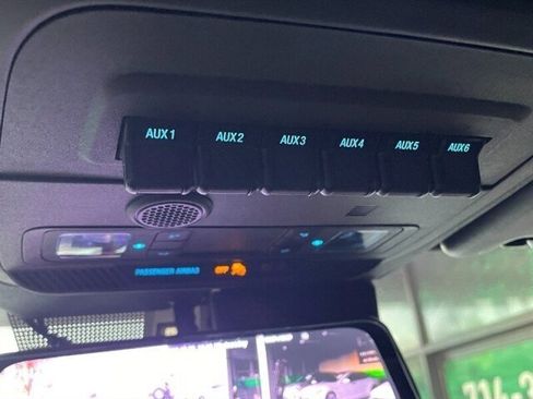 Used 2023 Ford Bronco Outer Banks image 41