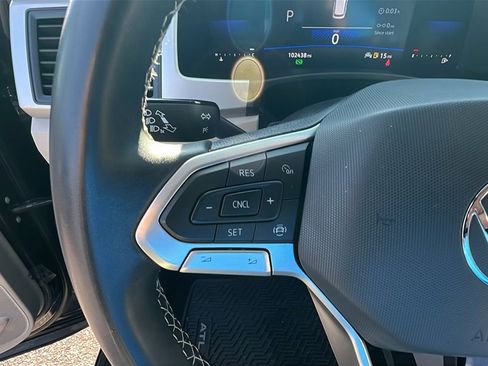 Used 2022 Volkswagen Atlas SE image 25