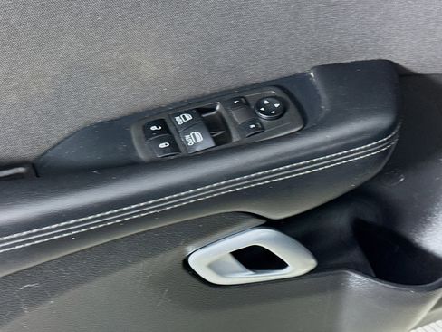 Used 2022 Dodge Challenger GT image 24