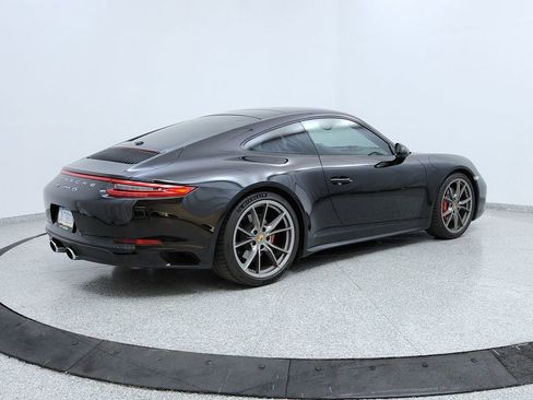 Used 2017 Porsche 911 Carrera 4S image 5