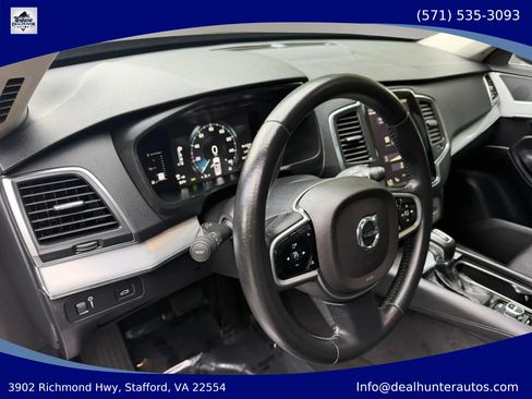 Used 2017 Volvo XC90 T5 Momentum AWD/4WD image 24