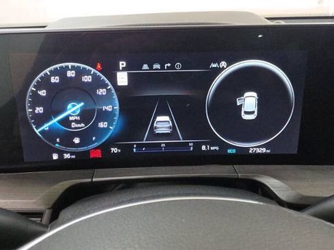 Used 2023 Kia Telluride SX X-Line AWD/4WD image 4