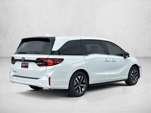 New 2026 Honda Odyssey EX-L image 2