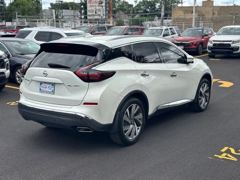 Used 2020 Nissan Murano SL w/ Moonroof Package AWD/4WD image 2