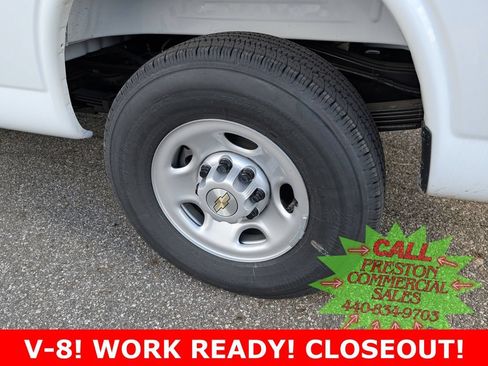 New 2025 Chevrolet Express 3500 w/ Driver Convenience Package RWD image 17