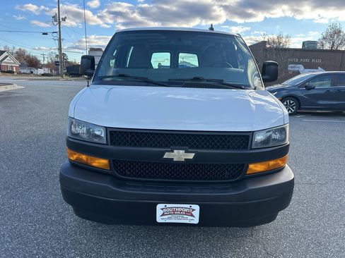 Used 2019 Chevrolet Express 2500 w/ Driver Convenience Package image 4