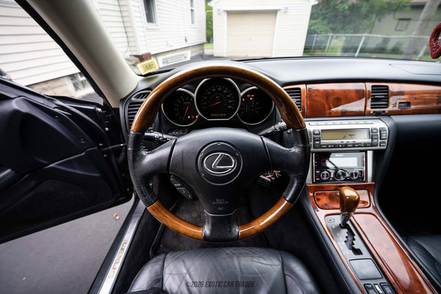 Used 2002 Lexus SC 430 Convertible RWD image 31
