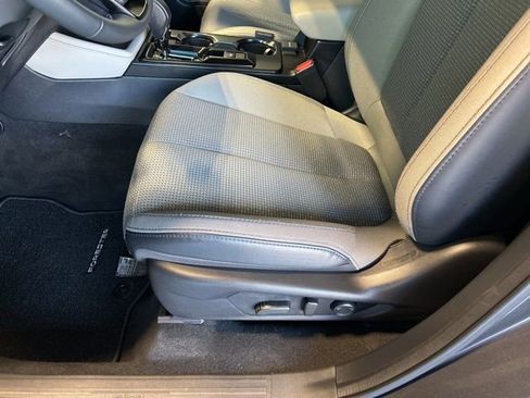 Used 2026 Subaru Forester Premium AWD/4WD image 49