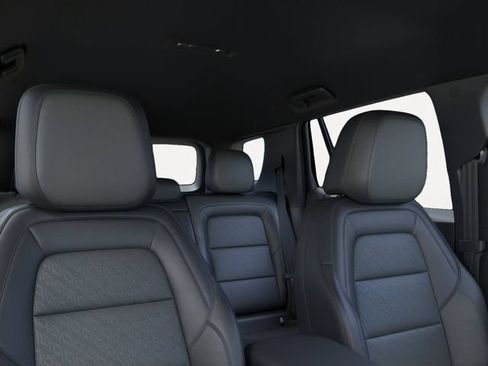 New 2026 Chevrolet Equinox LT w/ Convenience Package II FWD image 24
