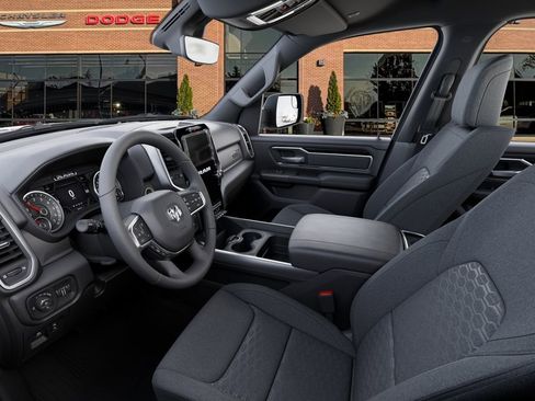 New 2026 RAM 1500 4x4 Crew Cab image 22