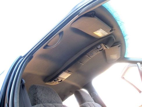 Used 2002 GMC Sonoma SLS w/ ZR5 Appearance Pkg image 25