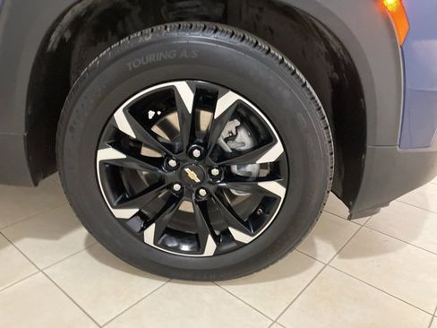Used 2023 Chevrolet TrailBlazer LT image 29