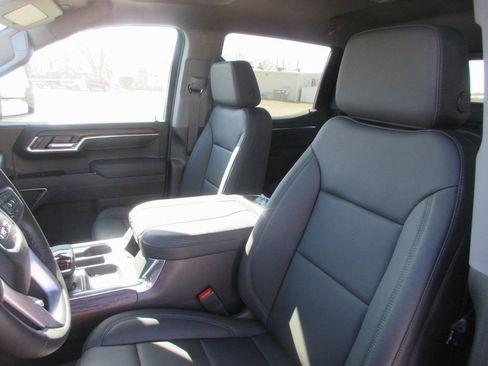 New 2026 GMC Sierra 1500 SLT w/ SLT Premium Plus Package image 14