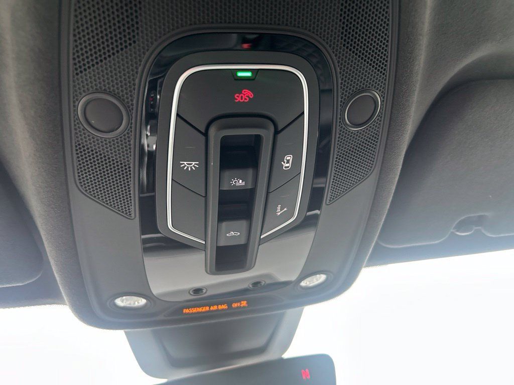 Certified 2024 Audi SQ8 Prestige AWD/4WD image 28