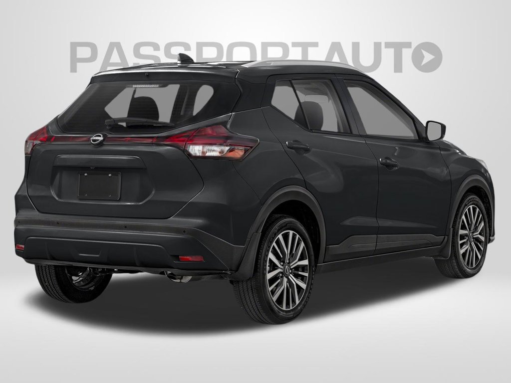 Used 2024 Nissan Kicks SV FWD image 2