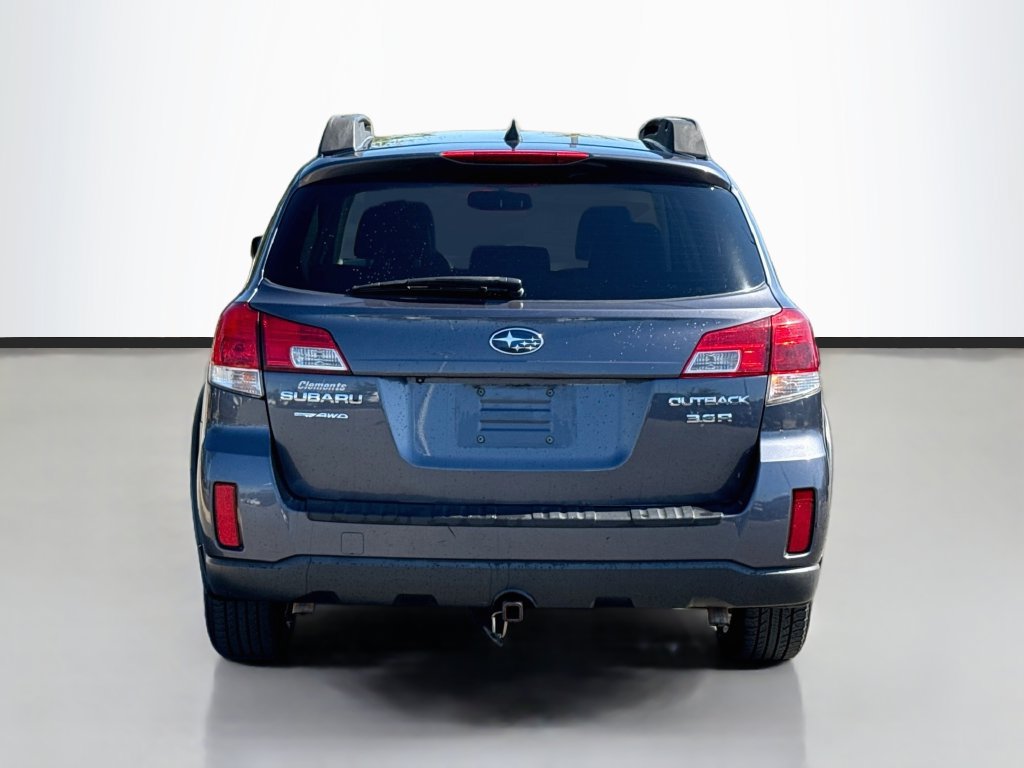 Used 2014 Subaru Outback 3.6R Limited AWD/4WD image 6