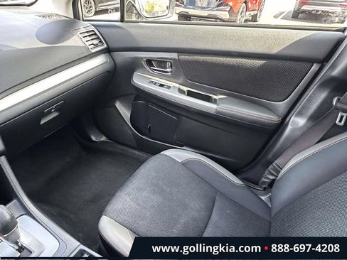 Used 2017 Subaru Crosstrek 2.0i Premium AWD/4WD image 29