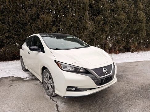 Used 2021 Nissan Leaf SL Plus image 2
