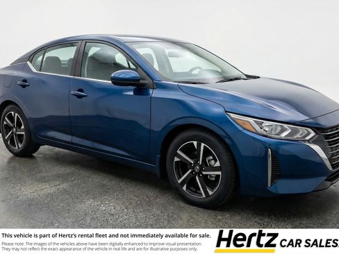 Used 2025 Nissan Sentra SV image 1