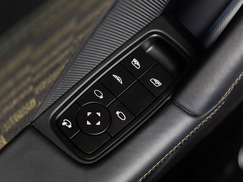 Certified 2026 Porsche 911 GTS RWD image 21