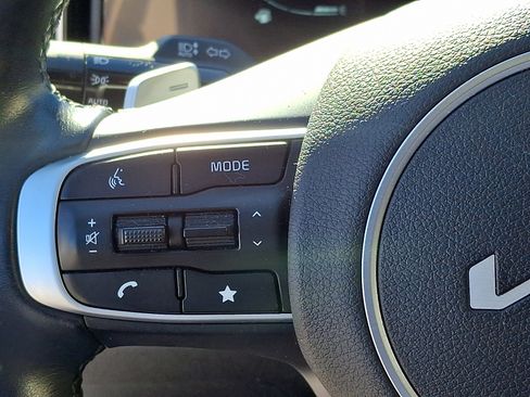 Certified 2023 Kia Sportage EX image 21