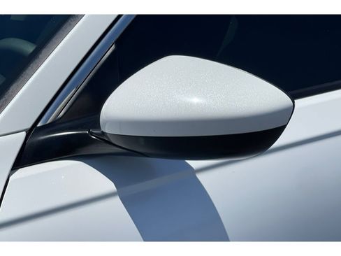 Certified 2023 Honda Accord EX image 47