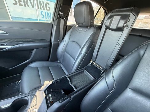 Used 2022 Cadillac XT4 Sport w/ Enhanced Visibility Package FWD image 26