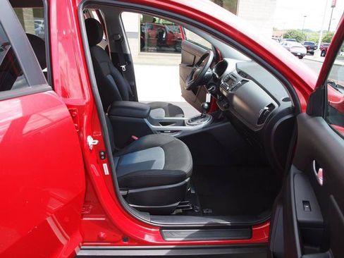 Used 2015 Kia Sportage LX AWD/4WD image 6
