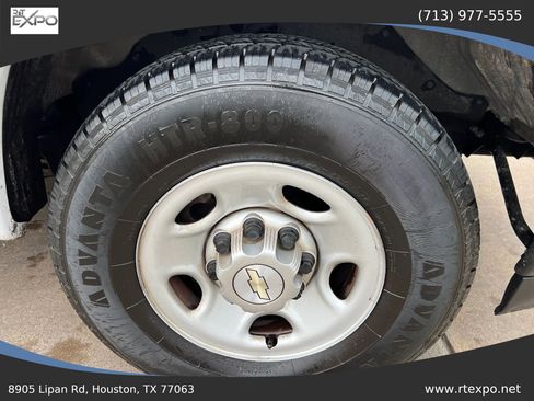 Used 2021 Chevrolet Express 2500 w/ Driver Convenience Package image 12