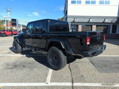 New 2025 Jeep Gladiator Sport