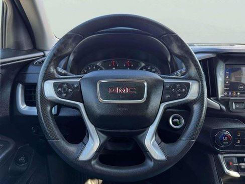 Used 2023 GMC Terrain SLE w/ Driver Convenience Package FWD image 31