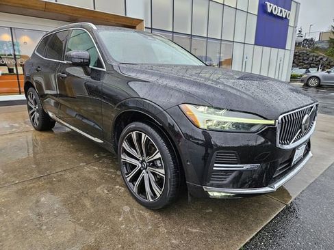 Used 2023 Volvo XC60 B5 Ultimate w/ Protection Package Premier image 3