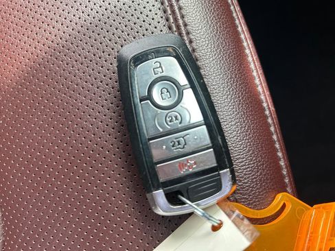 Used 2023 Ford Expedition Max Limited image 57