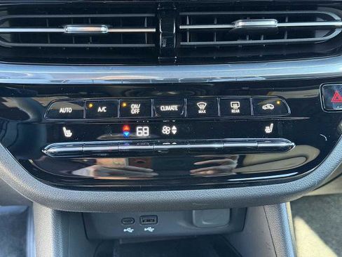 New 2026 Buick Envista Avenir image 6