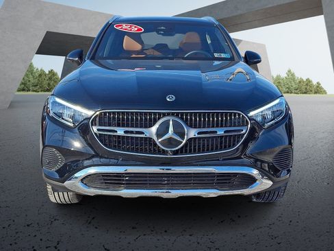 Used 2026 Mercedes-Benz GLC 300 4MATIC image 2