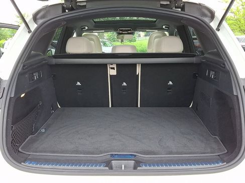 Used 2023 Mercedes-Benz GLC 300 4MATIC image 30