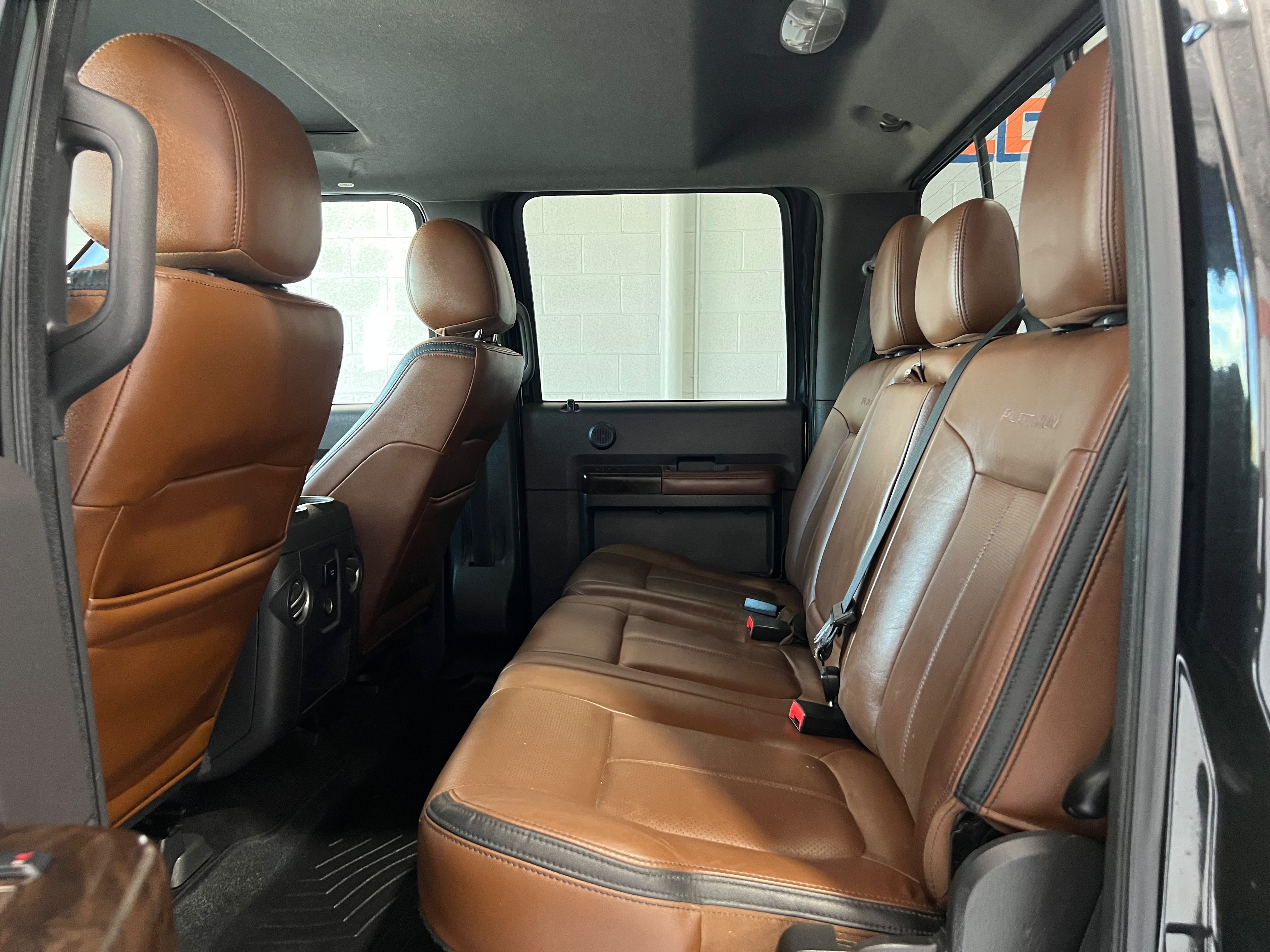 Used 2015 Ford F250 Platinum w/ FX4 Off-Road Package AWD/4WD image 14