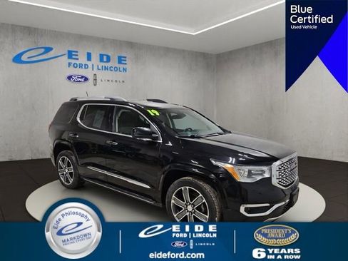 Used 2019 GMC Acadia Denali w/ Technology Package AWD/4WD image 1