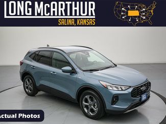 Certified 2025 Ford Escape ST-Line Select AWD/4WD video 1