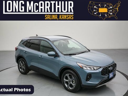 Certified 2025 Ford Escape ST-Line Select AWD/4WD image 1