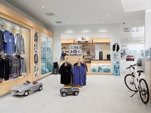 Certified 2026 Mercedes-Benz GLC 300 image 40