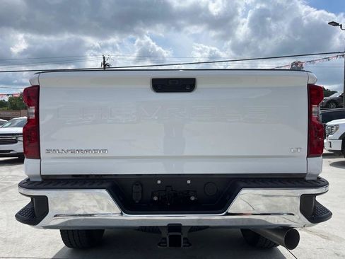 Used 2024 Chevrolet Silverado 2500 LT AWD/4WD image 6