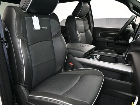 New 2026 RAM 2500 Laramie w/ Night Edition image 42