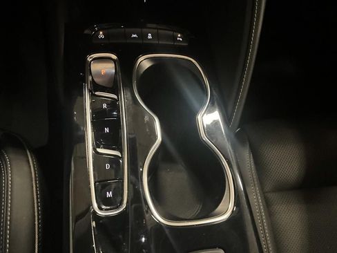 Used 2023 Buick Envision Essence FWD image 20