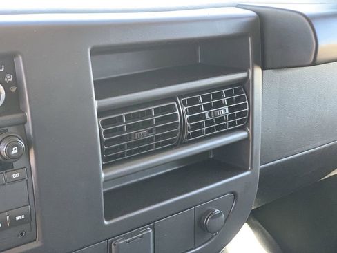 New 2026 Chevrolet Express 2500 w/ Driver Convenience Package image 19